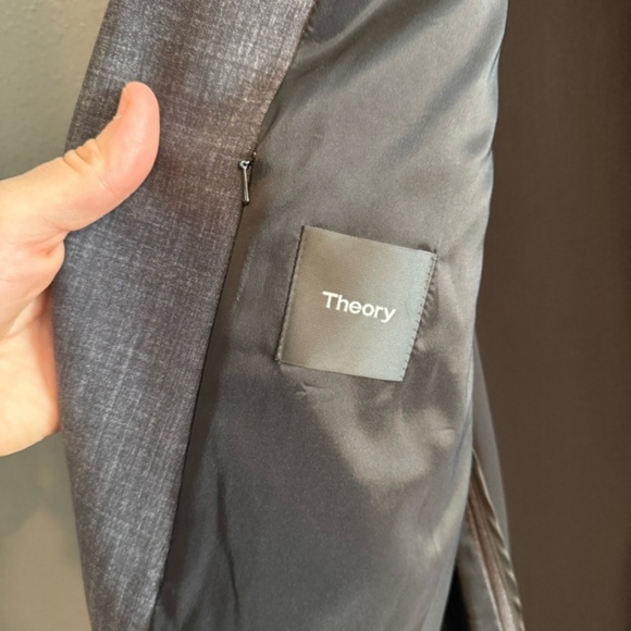 Theory Clinton Blazer - Picture 6 of 9
